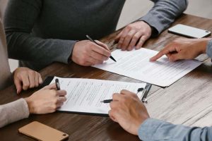 Contract for real estate purchase with help from a notary.
